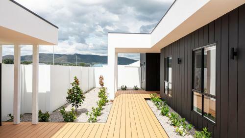 Private & Luxury Space In Prestigious Mudgee Residence