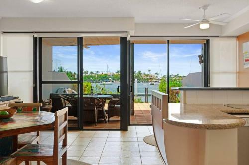 Apartamento Absolute Riverfront Kirribilli Apts Mooloolaba