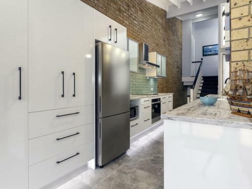 Bay Parklands 4 2 Gowrie Avenue