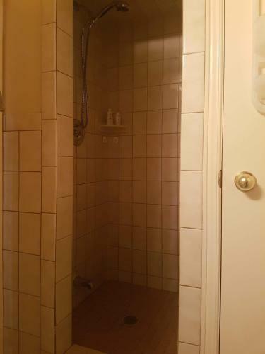 Private Apartment Close To Airport Toronto Pearson