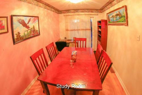 Hostal Comfort Home Toronto