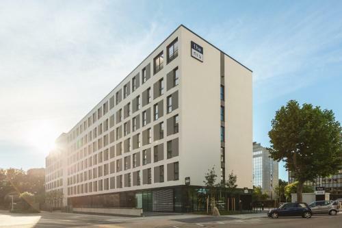 The Niu Belt - Apartments