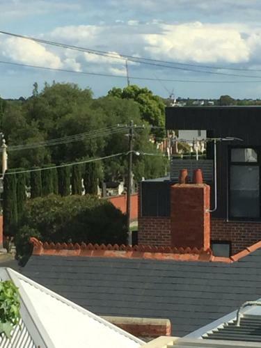 Saint Kilda East Private Apartment With Views