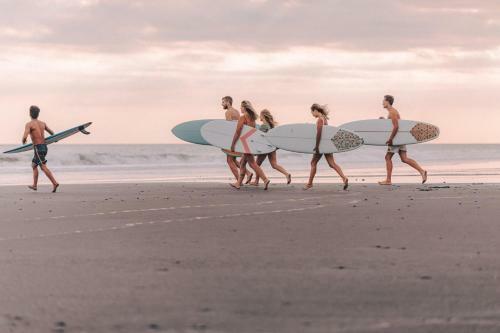 Hostal Seaside Tribe - Boutique Surf Stay & Retreat