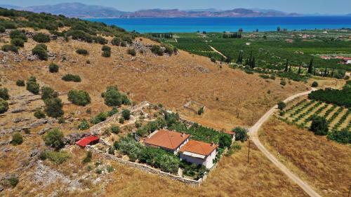 Villa Pontinos Old House