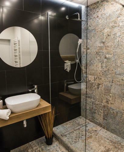 Boulevard Apartment