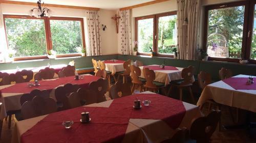 Posada Gasthof Pension Plattner