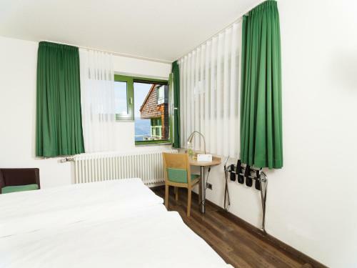 Hotel Haus Maria Lindenberg