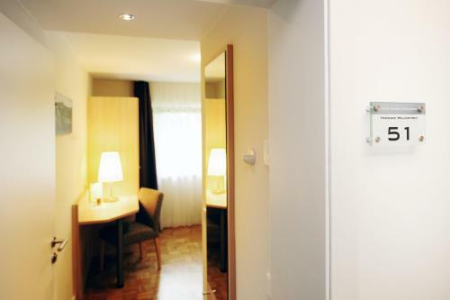 Hotel Haus Maria Lindenberg