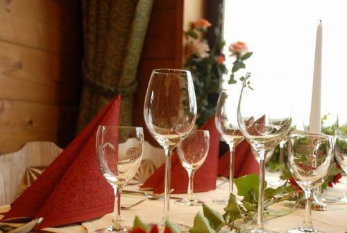 Hostal Hotel Seiseralm & Hof