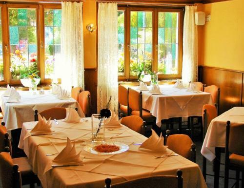 Posada Gasthof Hotel L�wen