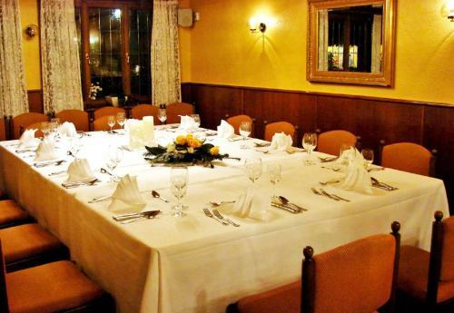 Posada Gasthof Hotel L�wen