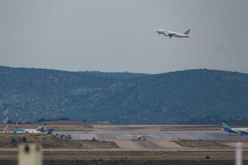 Anivia Apartments Airport By Airstay