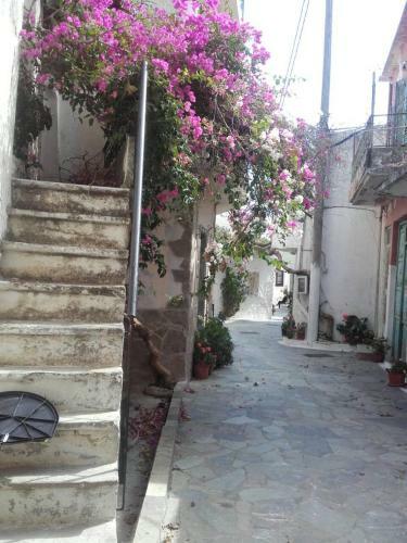 Pericles Traditional Cretan Home