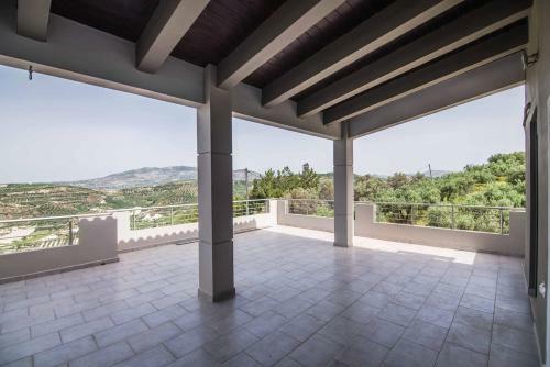 Villa Alpha Estate Olive Grove
