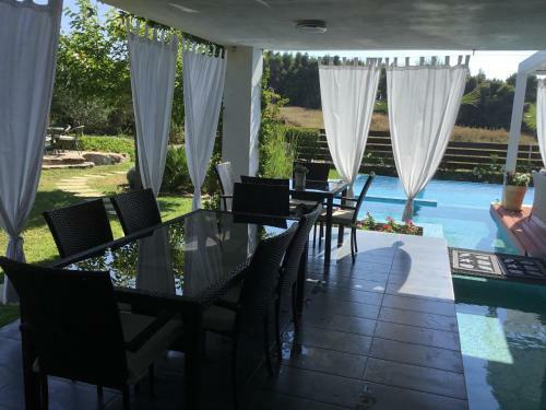 Sea Breeze Villa At Sani
