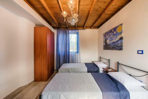 Lianas Garden House