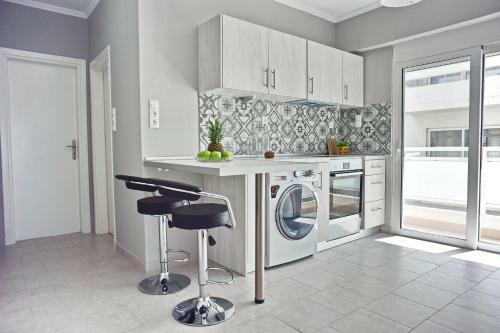 Alkyoni City Apartment