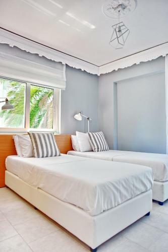 Alkyoni City Apartment