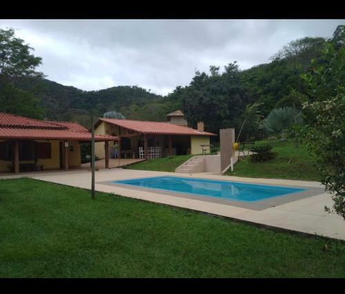 Casa De Campo / Granja Com Piscina