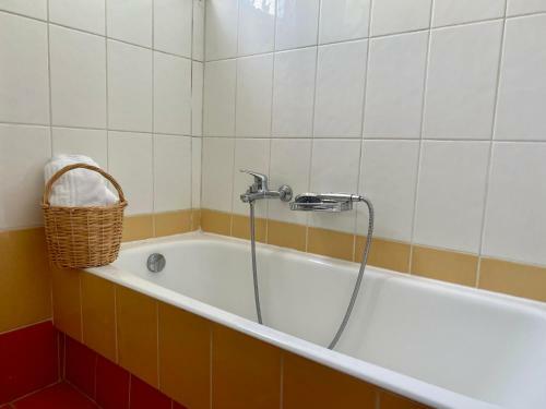 New Modern & Spacious Apartment Zipari 5 In The Nature