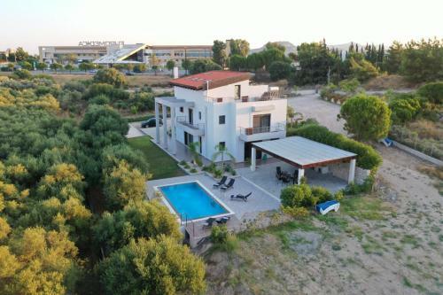 La Luna Villa