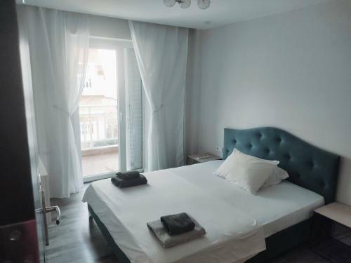 T&f Apartment