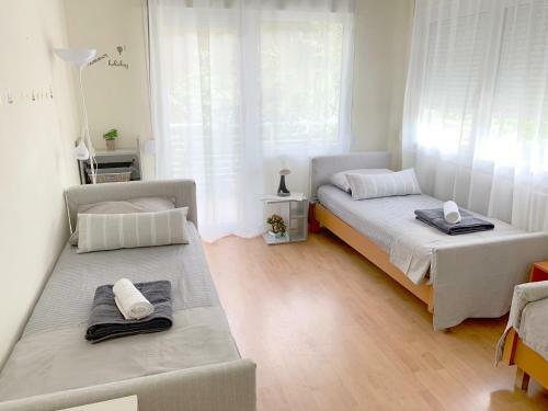 Anna's 3 Rooms Apartment Nei Epivates Beach