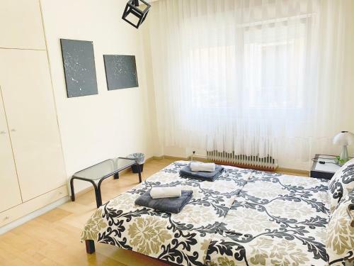 Anna's 3 Rooms Apartment Nei Epivates Beach