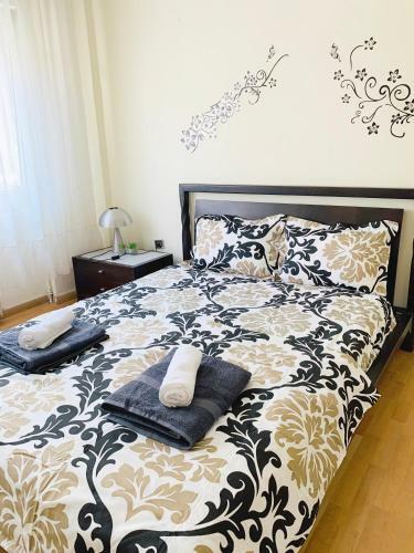 Anna's 3 Rooms Apartment Nei Epivates Beach