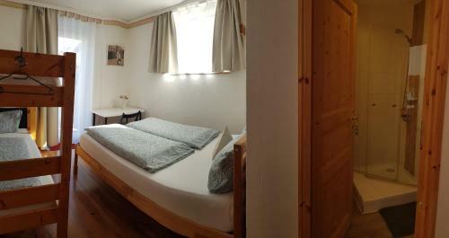Hostal House L.a