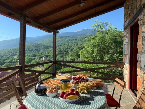 Stonehouse 2 Bedroom Chalet On Olympus Amazing View