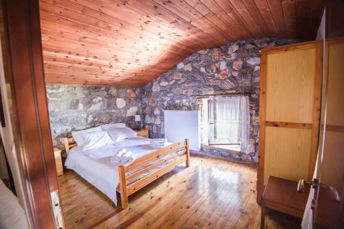 Stonehouse 2 Bedroom Chalet On Olympus Amazing View