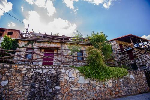 Stonehouse 2 Bedroom Chalet On Olympus Amazing View