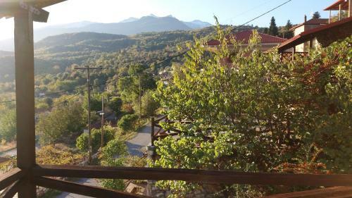 Stonehouse 2 Bedroom Chalet On Olympus Amazing View