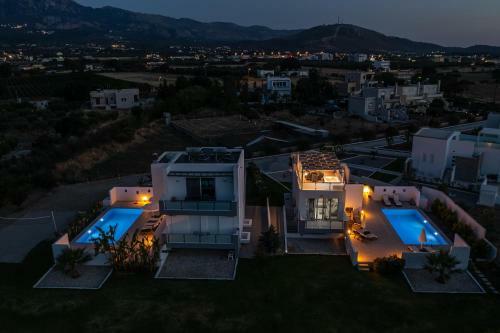 Asteria Pearl Villa 2 With Rooftop Jacuzzi