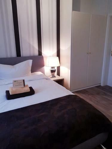 Hostal Hotel & Pension Morsum