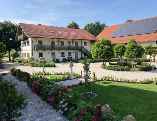 Apartamentos Ferienhaus Schwarz�n Hof