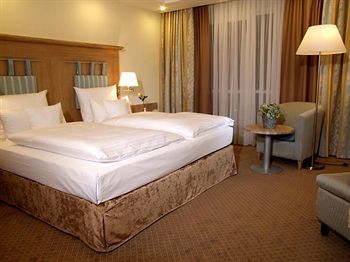 Maximilian Quellness Und Golfhotel