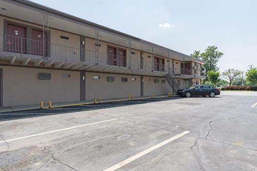 Hotel Broadway Inn