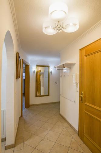 Golden Gapa Central Diamant Apartment 4