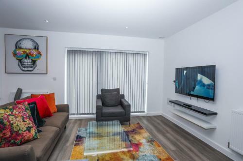 Lovely 2 Bed Apartment With Parking