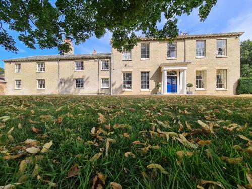 Bed & Breakfast Sloley Hall