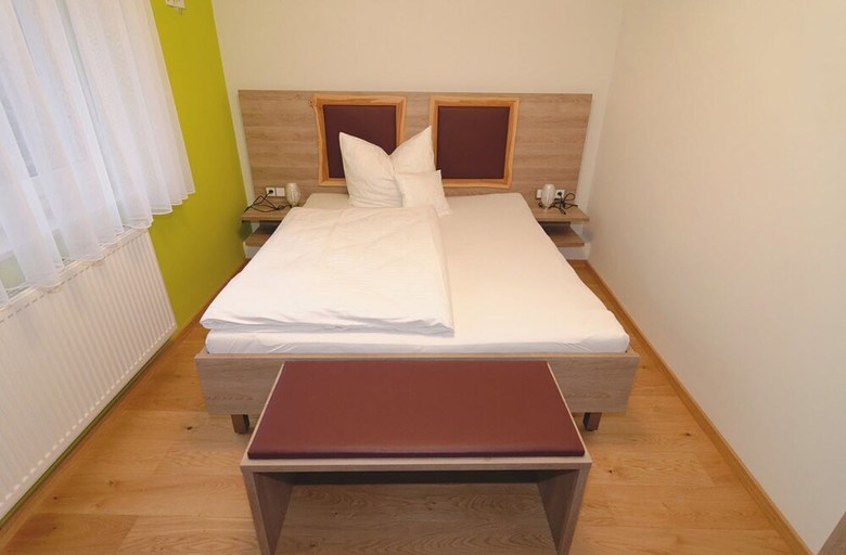 Rothweinhotel