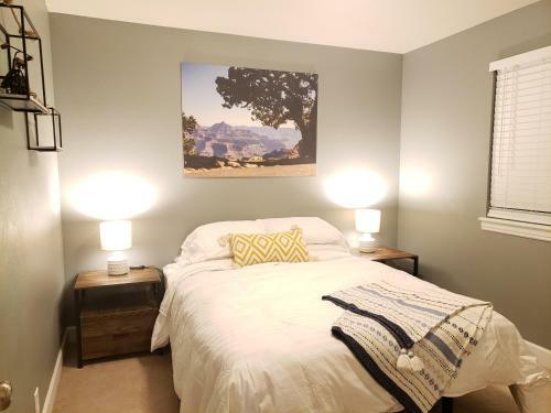 Spacious 5bd/3ba Home W/yard And Ideal Location!