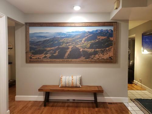 Spacious 5bd/3ba Home W/yard And Ideal Location!