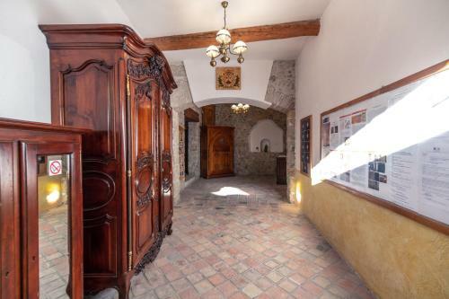 Hostal Chambre Du Cloitre Couvent Des Carmes