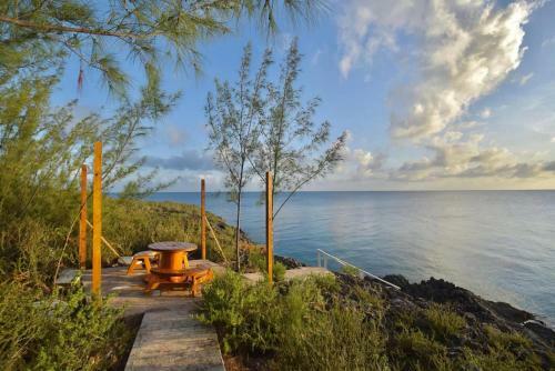 Paradise Pointe By Eleuthera Vacation Rentals