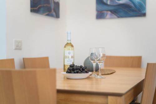 Splendid Achziv Garden Apartment