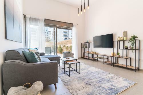 Splendid Achziv Garden Apartment